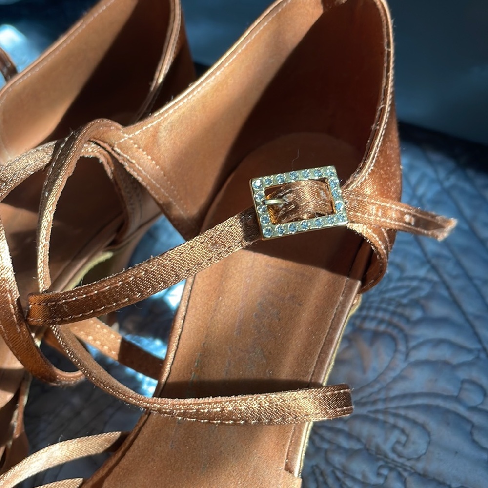 Women’s Elena professional dance heels. - Picture 4 of 14